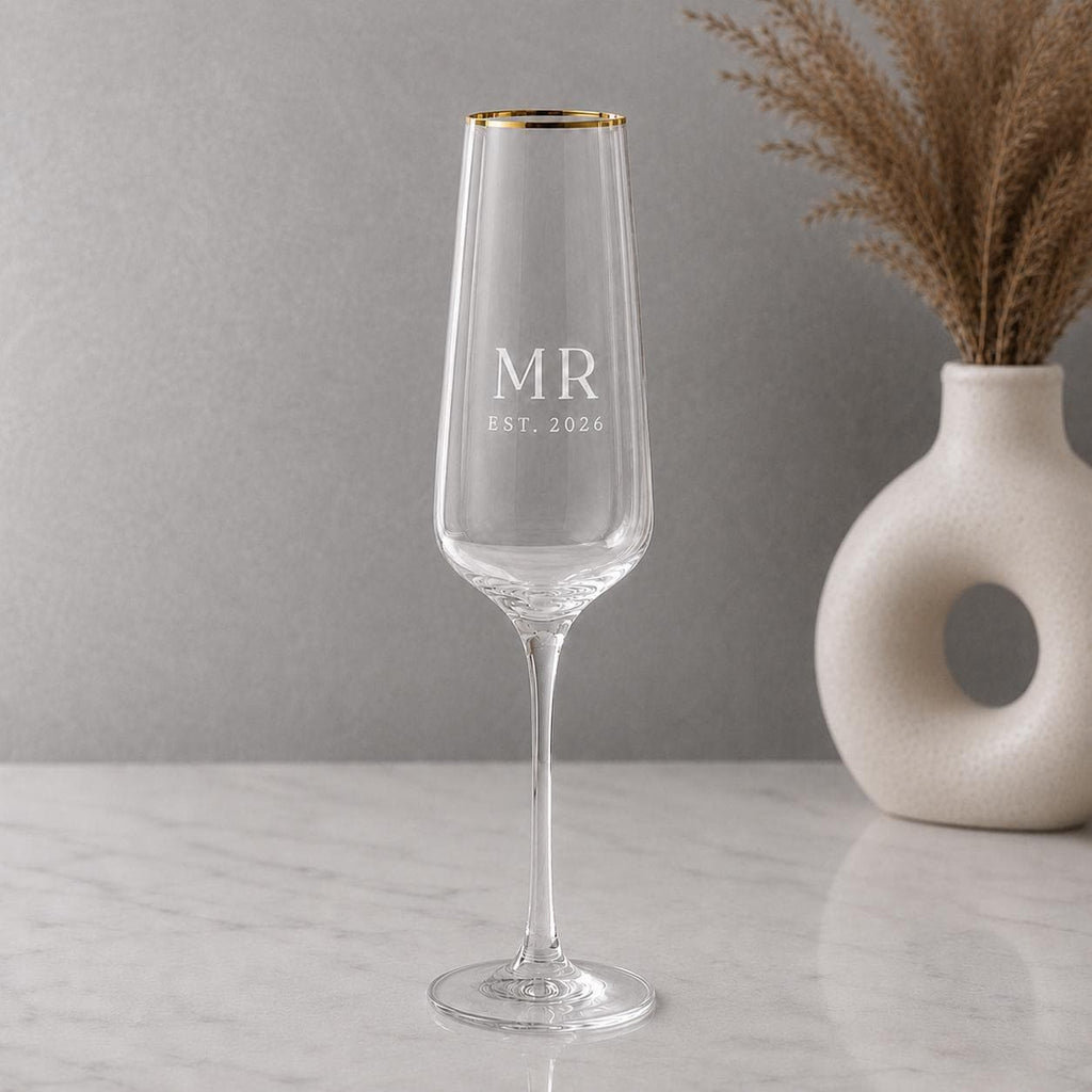 Gold Rim Mr & Mrs Champagne Flutes – Personalised Wedding Set